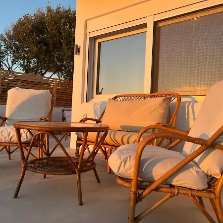 Stou Chiou Agia Anna (Naxos)